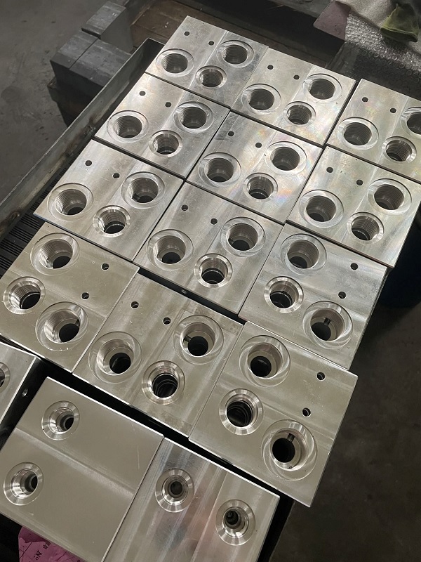 hydraulic block